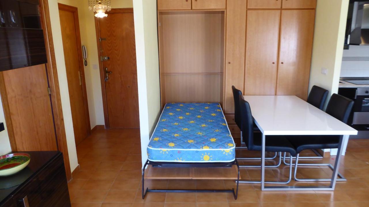 Apartment With Side Seaview 60 Meters From Sea 또레비에하 외부 사진